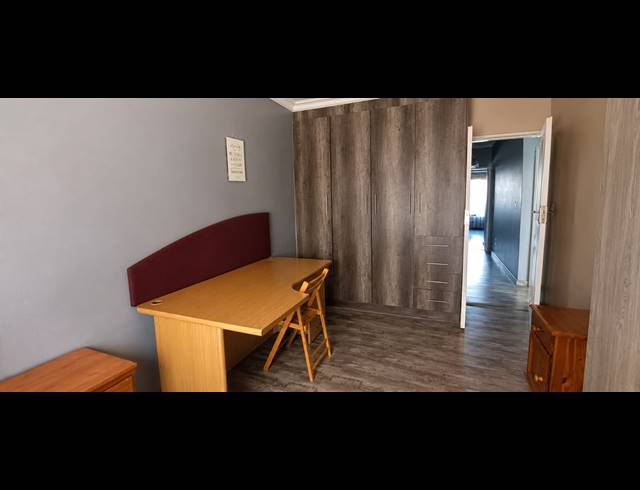 4 BEDROOM HOUSE FOR SALE IN GOLF PARK